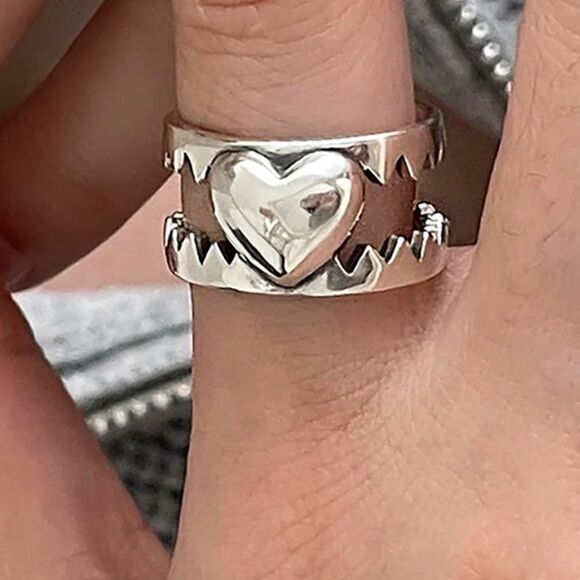 The Love is a Double Edged Sword ring in 925 silver - Picture 10 of 11